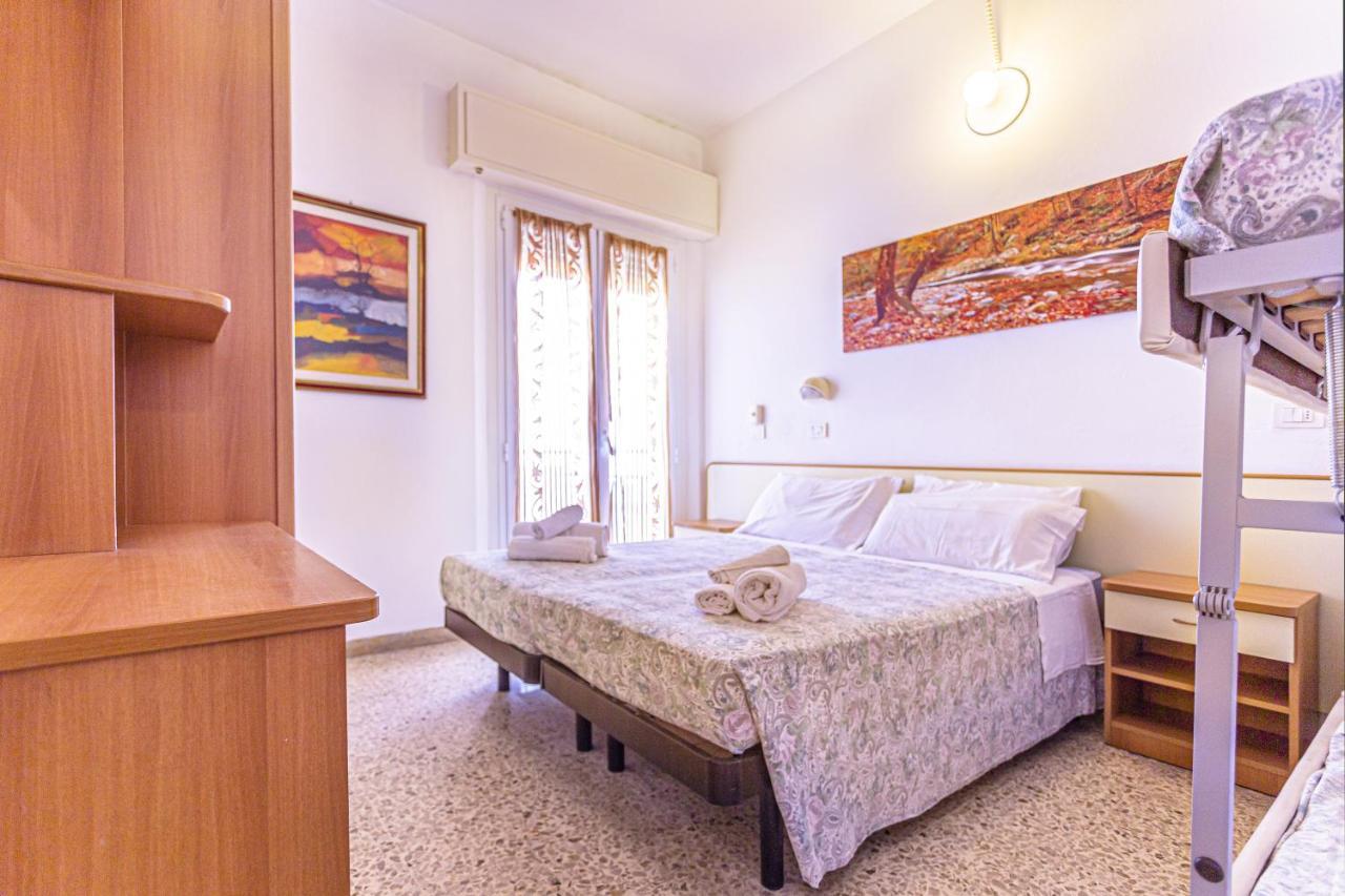 Hotel Continental Bellaria-Igea Marina Ngoại thất bức ảnh