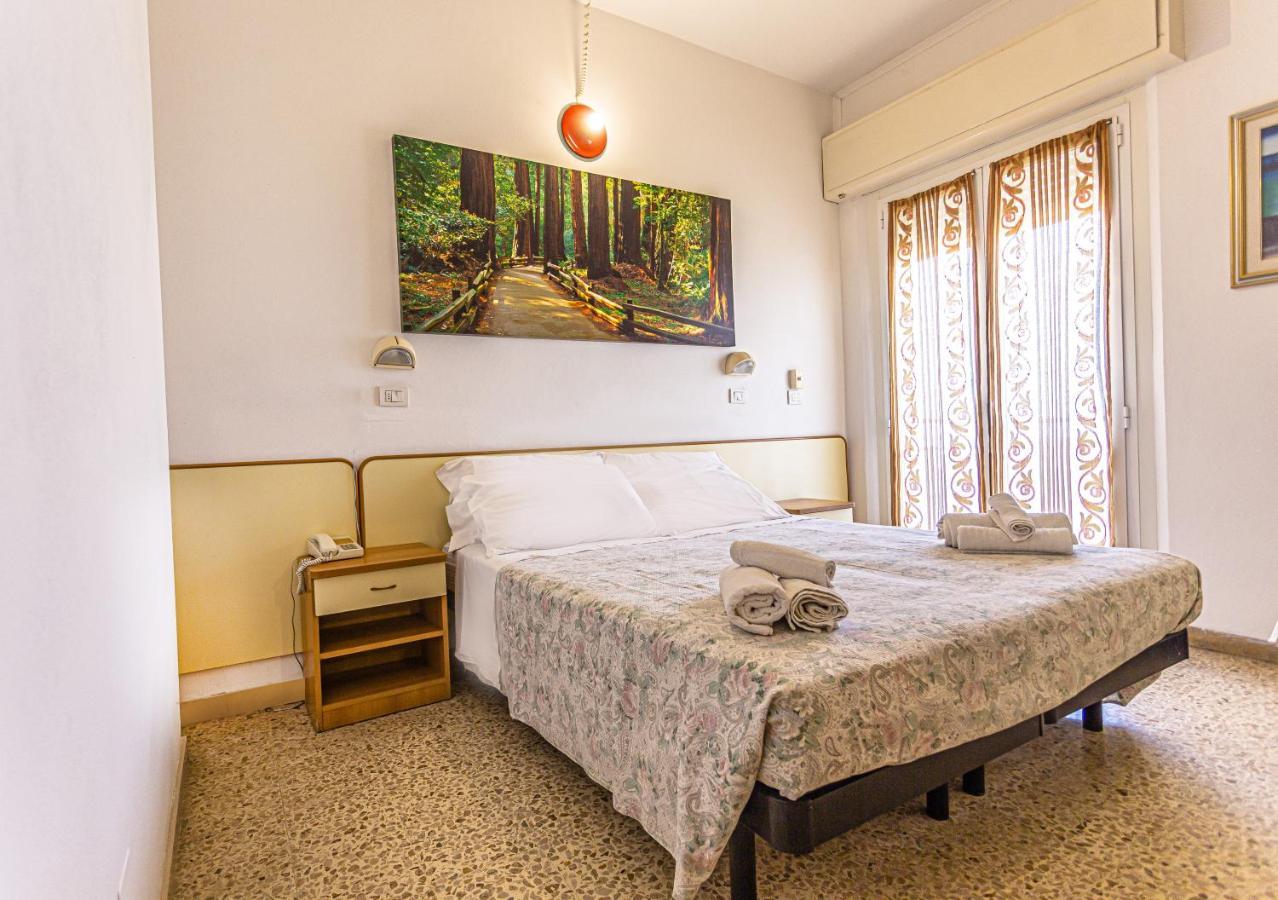 Hotel Continental Bellaria-Igea Marina Ngoại thất bức ảnh