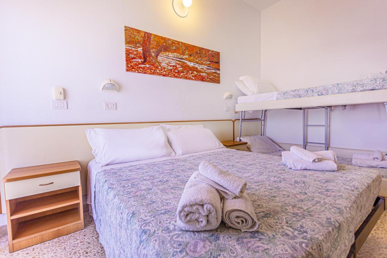Hotel Continental Bellaria-Igea Marina Ngoại thất bức ảnh